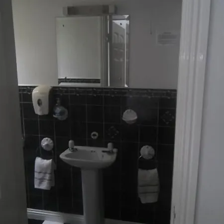 Launard House 4* 킬케니