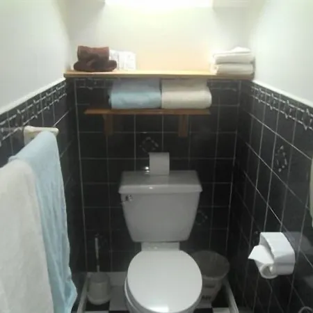 Launard House 킬케니