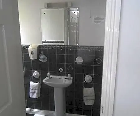 Oda ve Kahvaltı Launard House 4*
