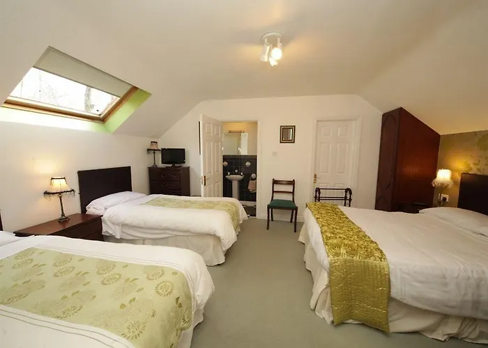 Launard House 4*