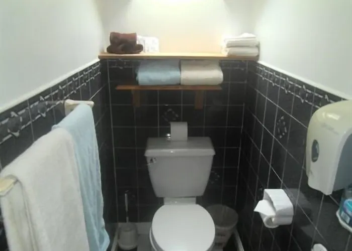 Launard House קילקני